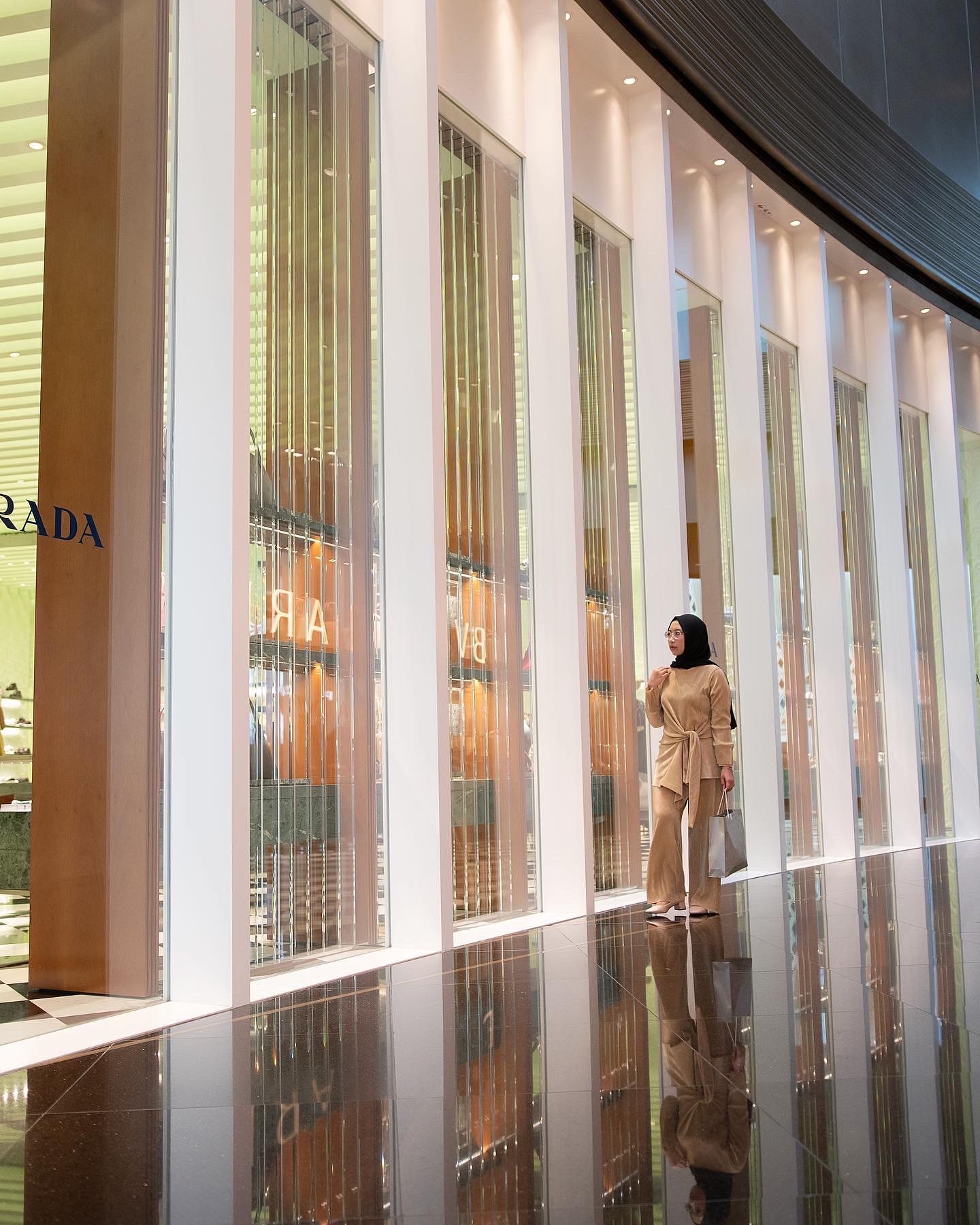 Amira presenting her designs